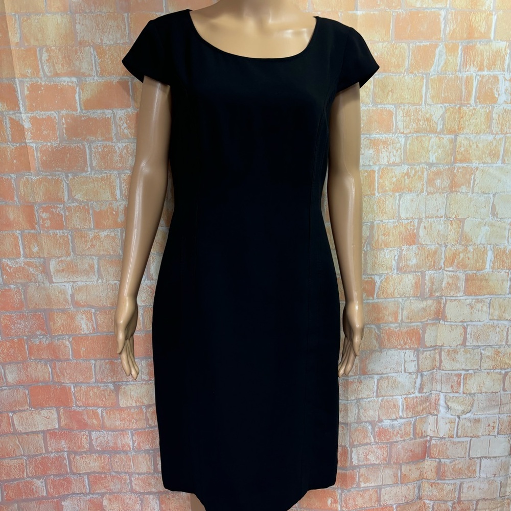 Tahari Black Scoop Neck Sheath Dress